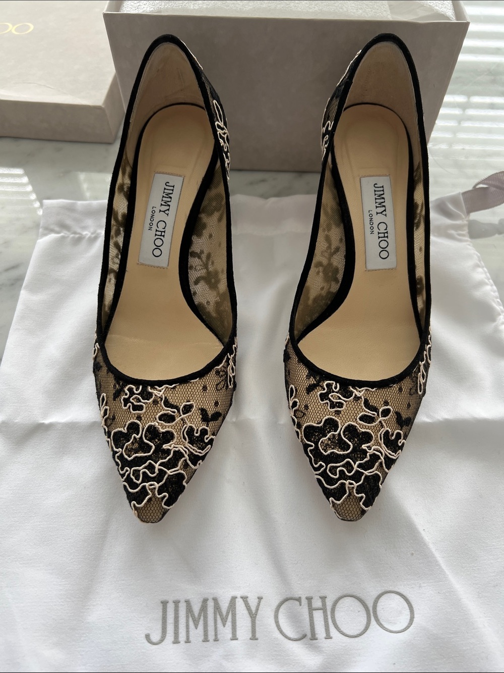 Jimmy Choo Black Lace Romy 60 Pointed Toe Pump Heels Size 37 Like New